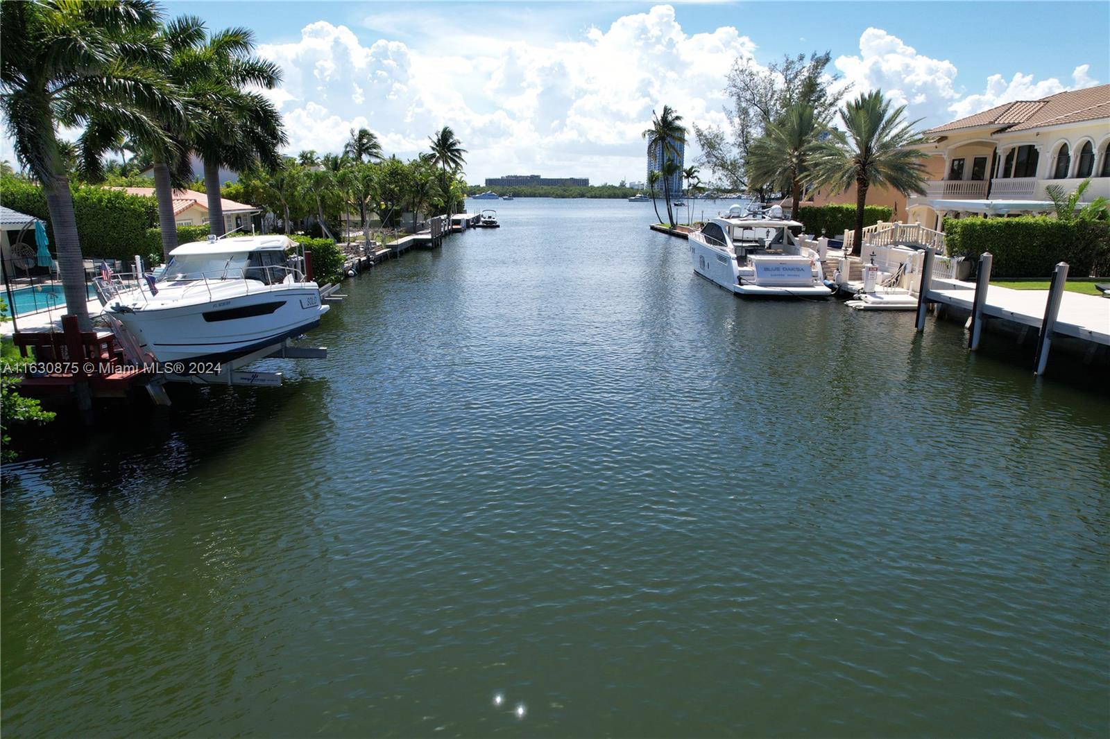 EASTERN SHORES 1ST ADDN - Residential