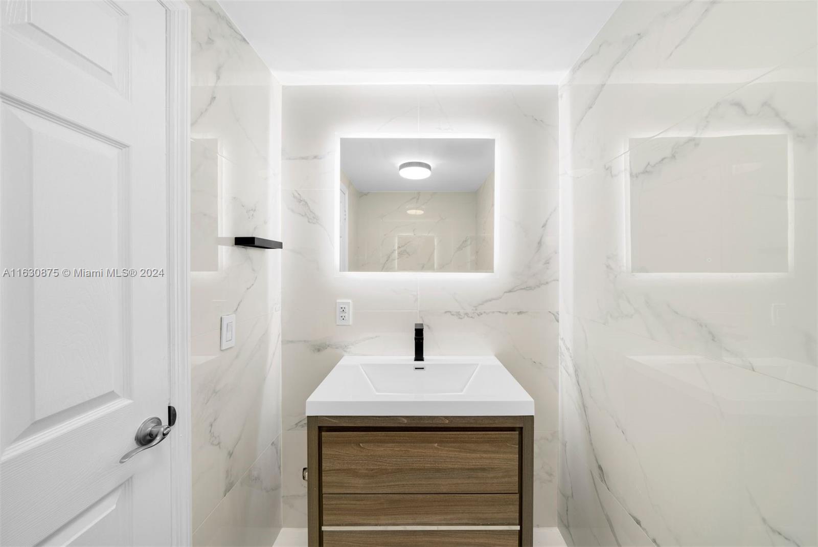 EASTERN SHORES 1ST ADDN - Residential