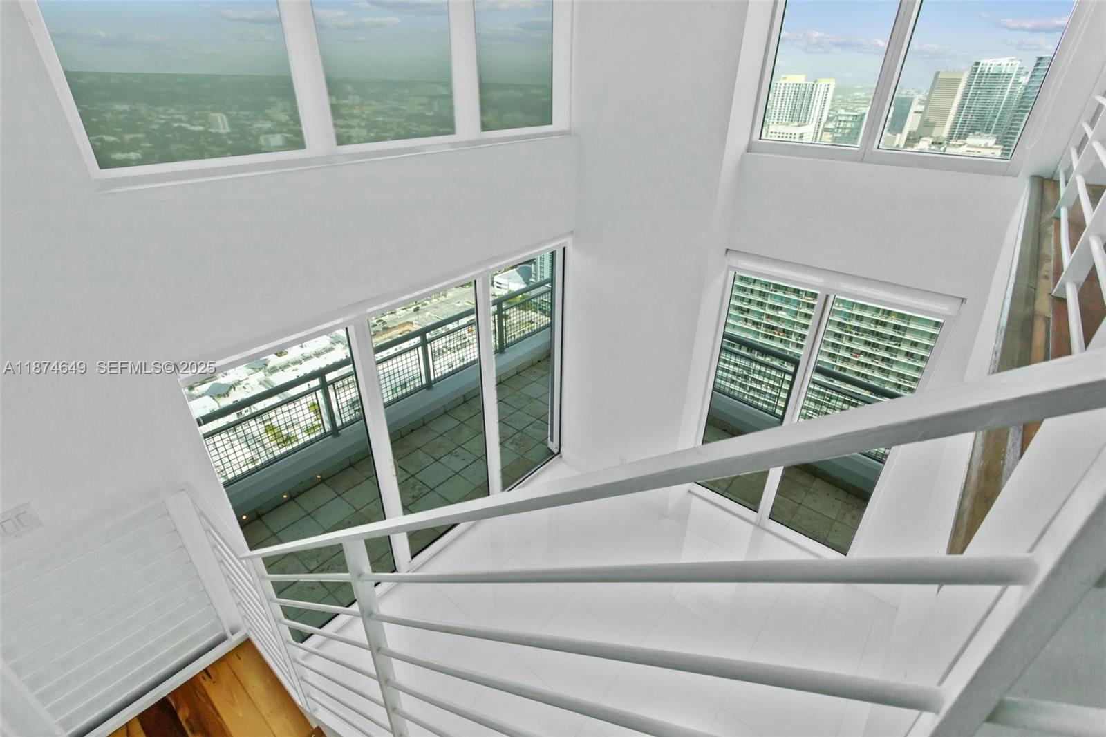 INFINITY AT BRICKELL COND - Residential