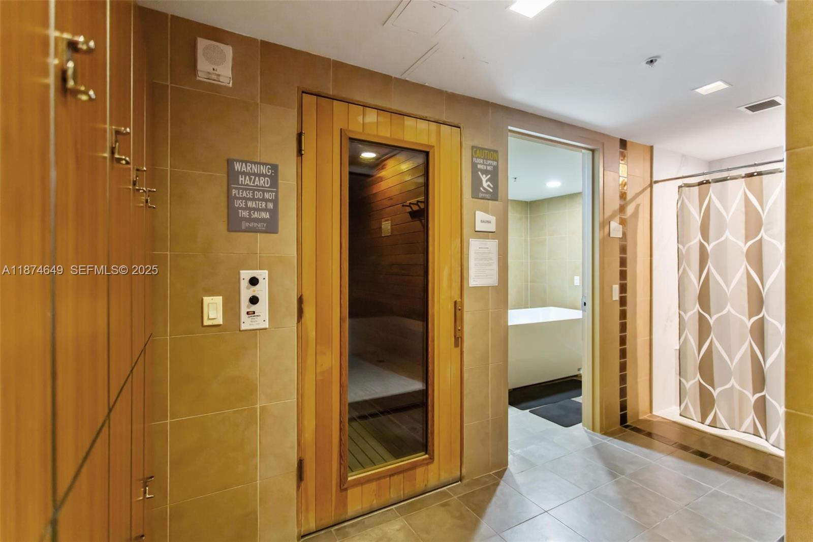 INFINITY AT BRICKELL COND - Residential