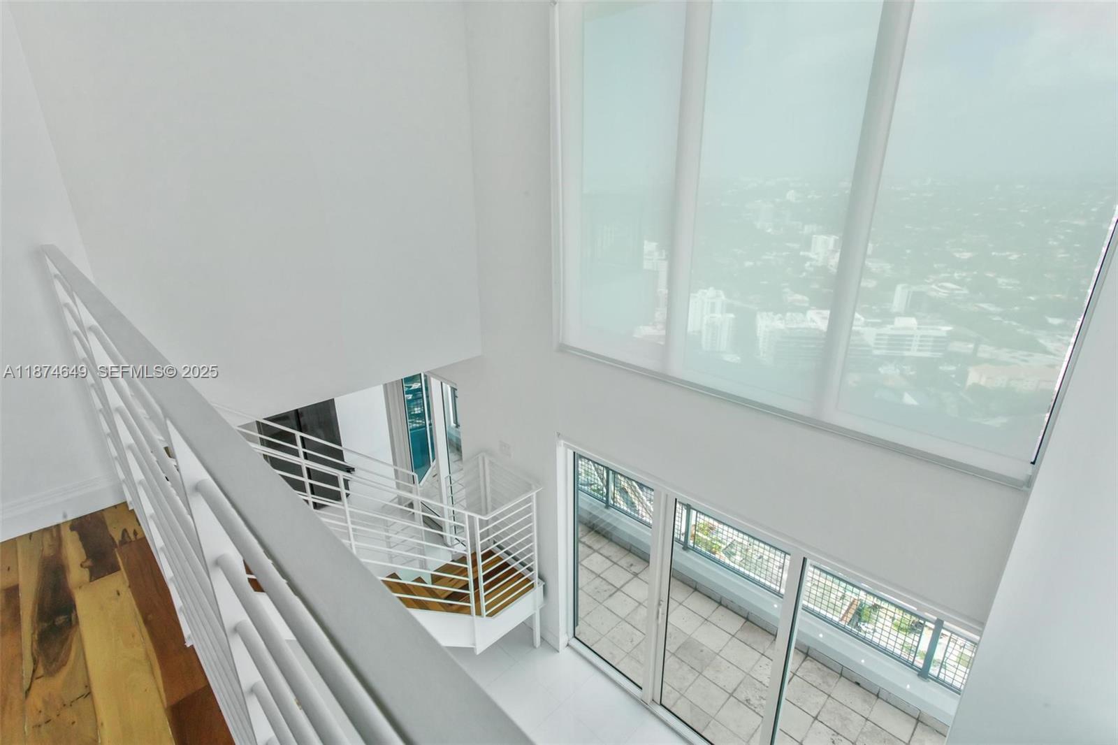 INFINITY AT BRICKELL COND - Residential