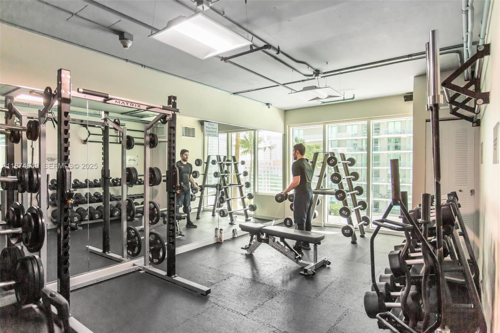 INFINITY AT BRICKELL COND - Residential