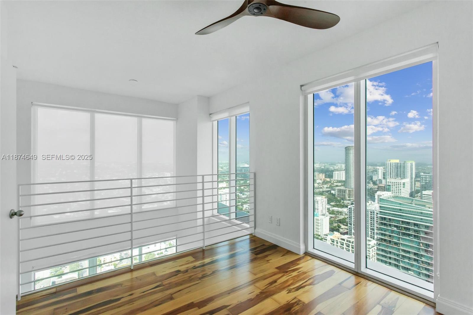 INFINITY AT BRICKELL COND - Residential