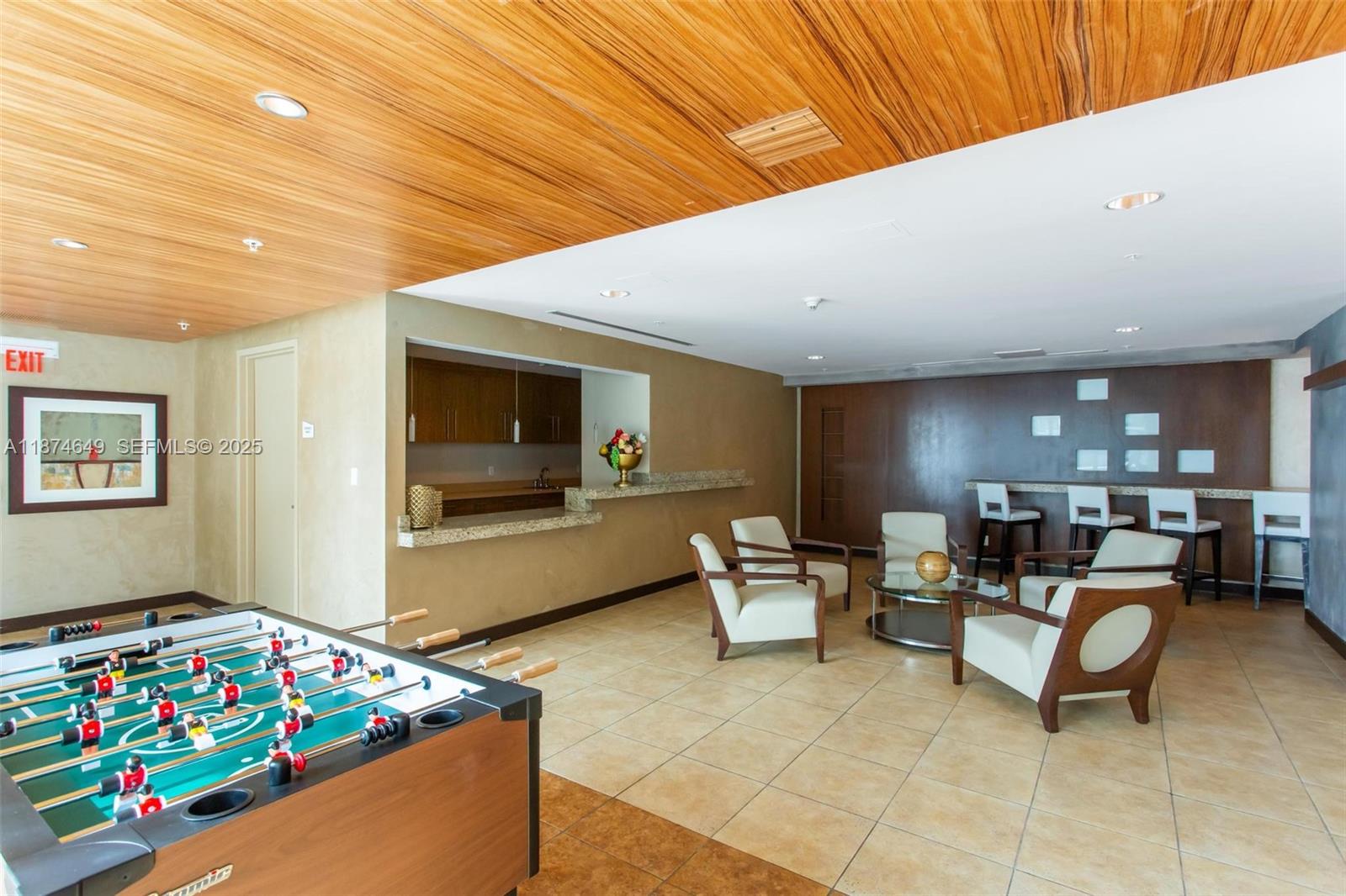 INFINITY AT BRICKELL COND - Residential