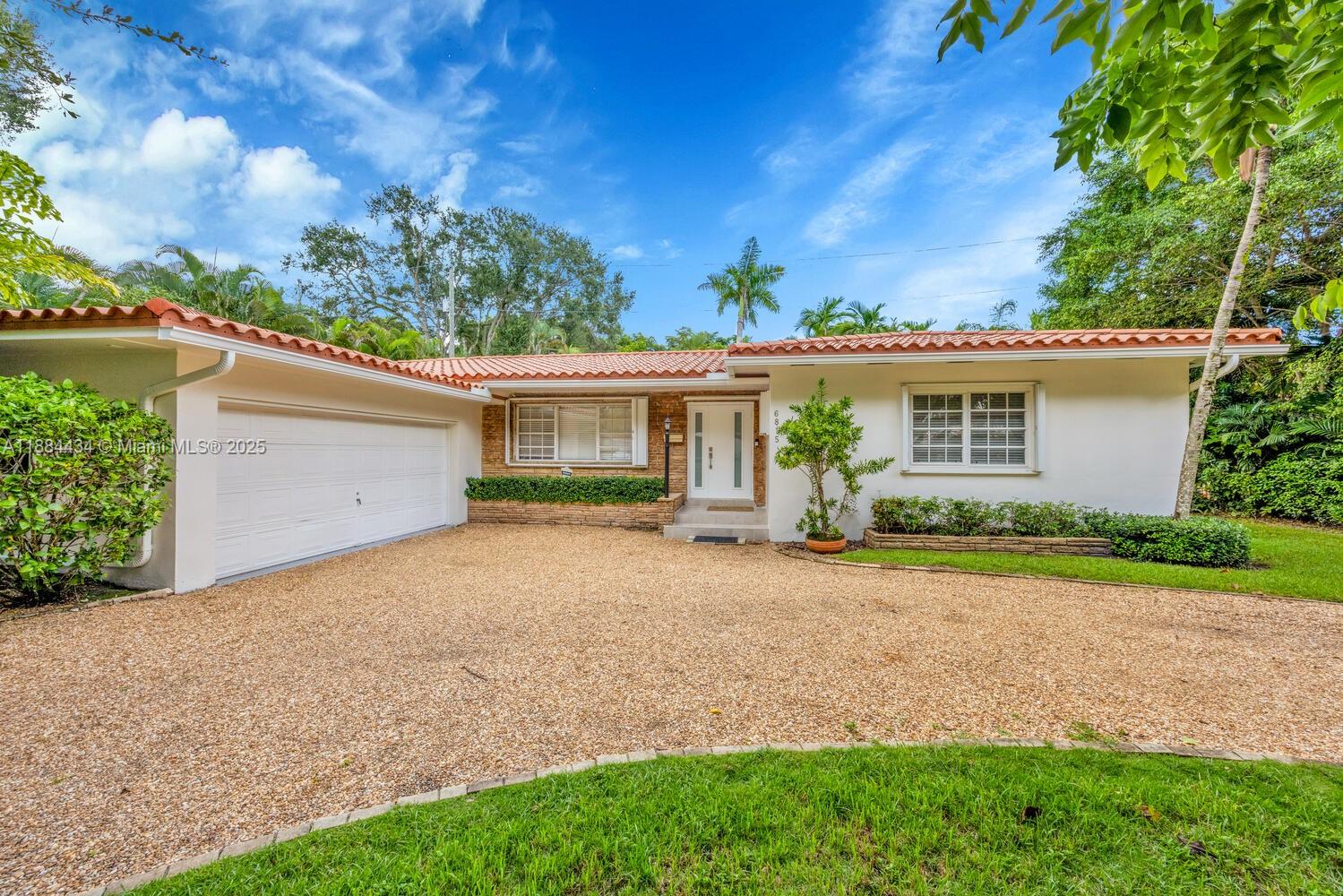 C GABLES RIVIERA SEC 13 - Residential Lease