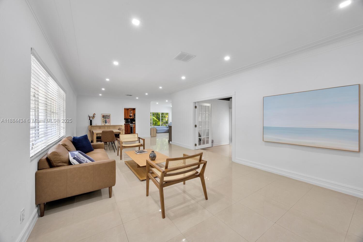 C GABLES RIVIERA SEC 13 - Residential Lease