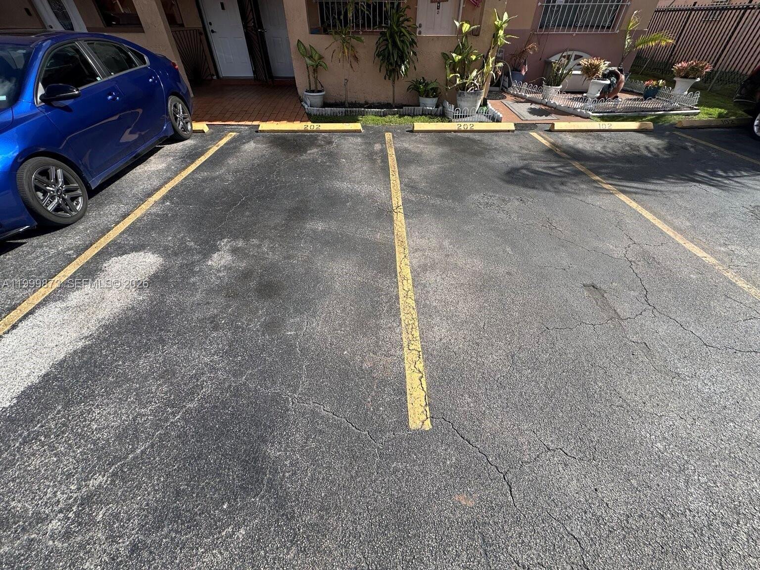 EL PRADO XI CONDO - Residential