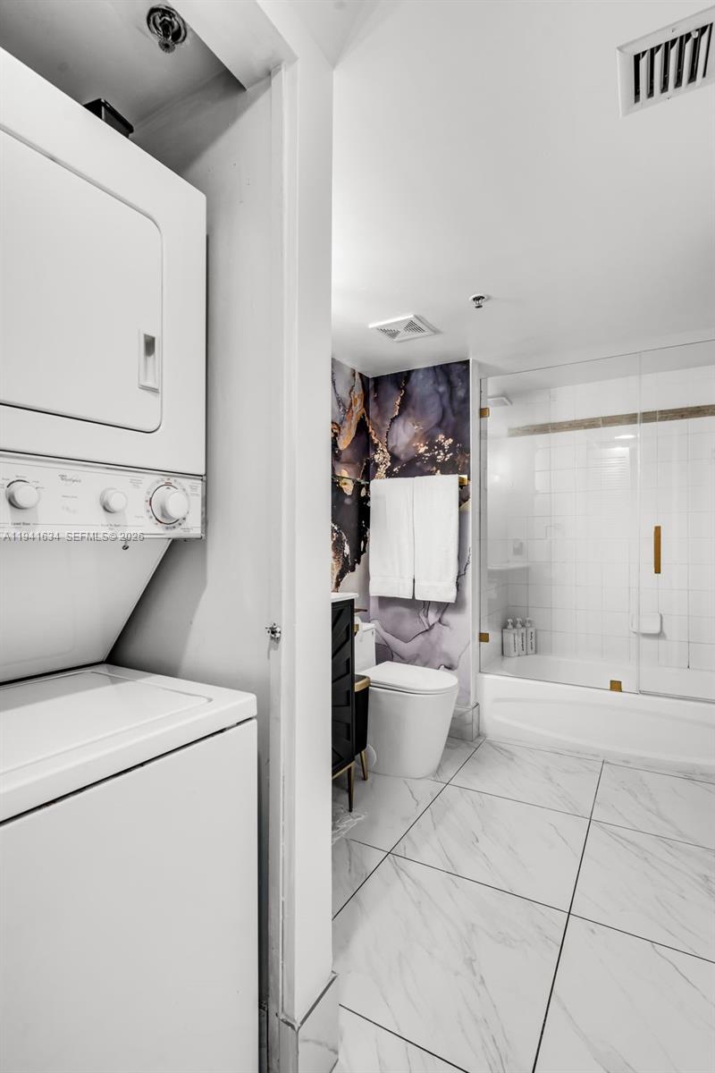 THE CLUB AT BRICKELL BAY - Residential