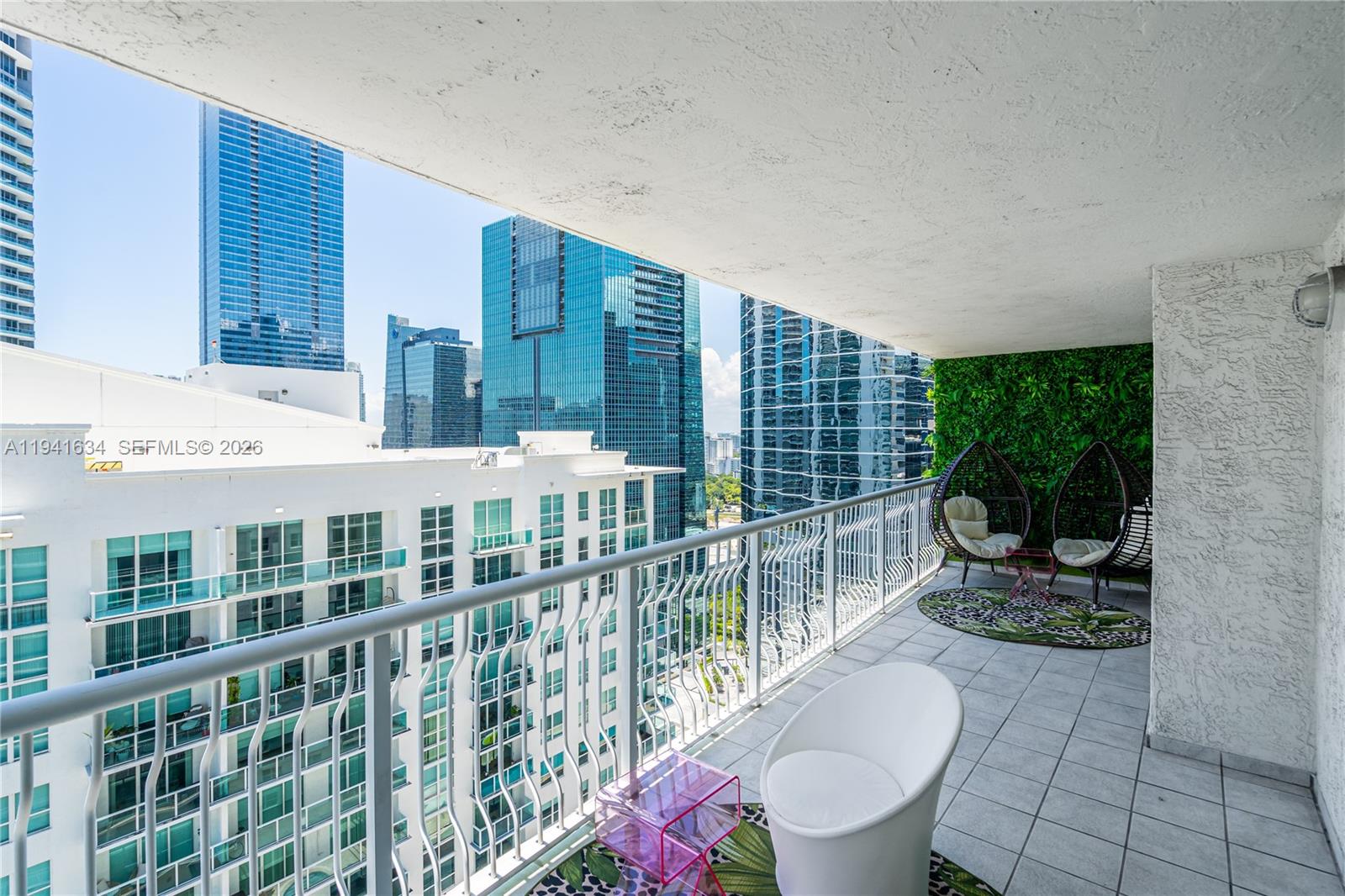 THE CLUB AT BRICKELL BAY - Residential