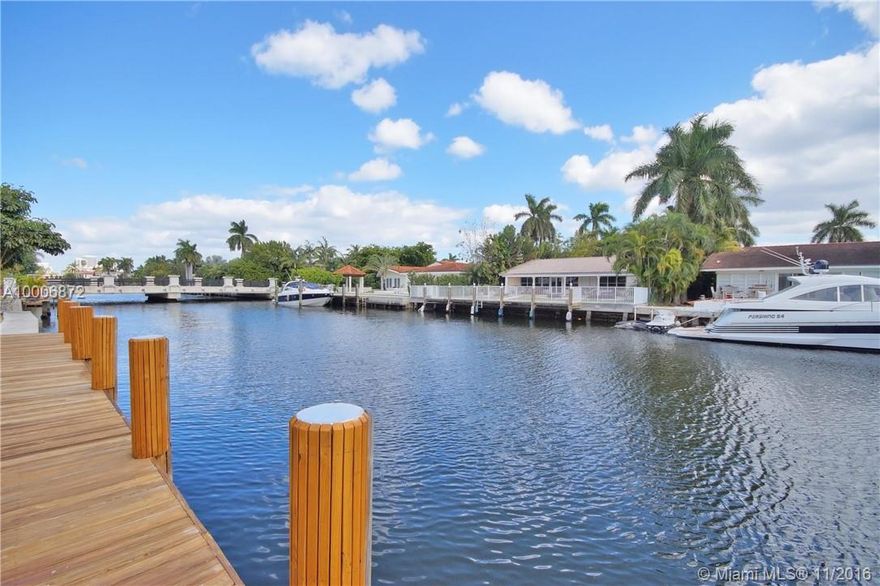 GOLDEN BEACH GATED COMMUNITY-PRIVATE BEACH-BUILD YOUR DREAM HOME ON THIS SPECTACULAR 20,625 S.F. LOT, WITH 125 FT OF PRIME WATERFRONT. GREAT LOCATION ON EXCLUSIVE SOUTH ISLAND!