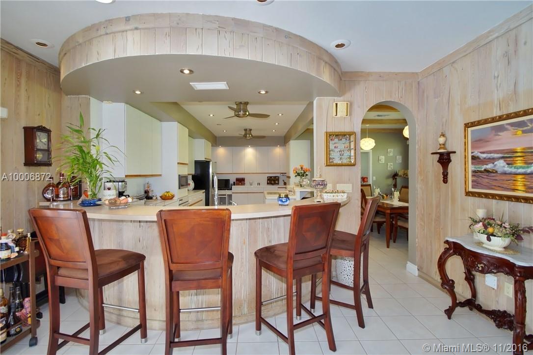 GOLDEN BEACH SEC D - Residential