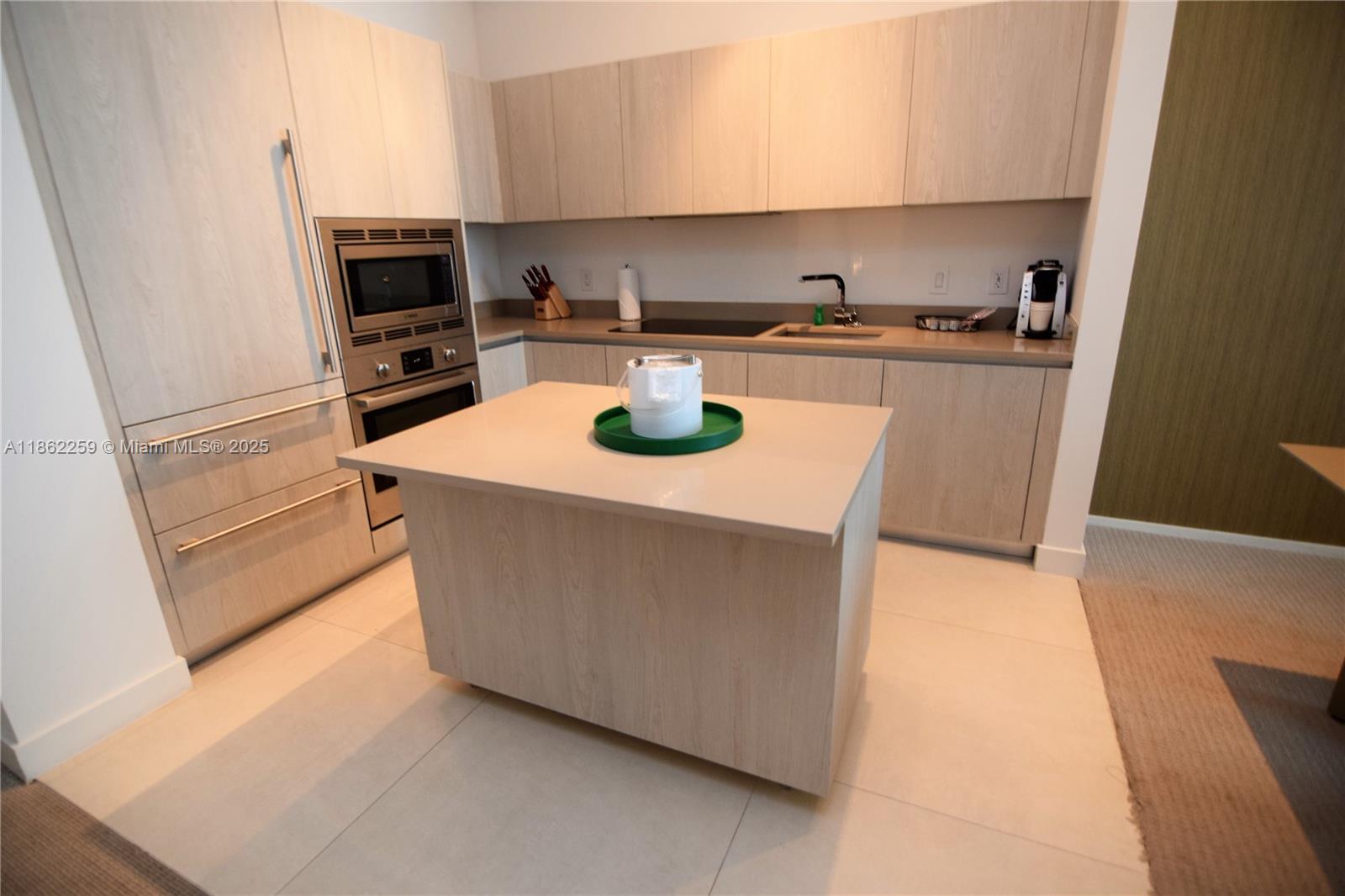 4111 SOUTH OCEAN DRIVE CO - Residential