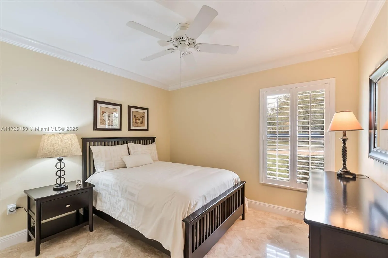 Miami, Florida 33176, United States, 4 Bedrooms Bedrooms, ,2 BathroomsBathrooms,Residential,Pending,15194