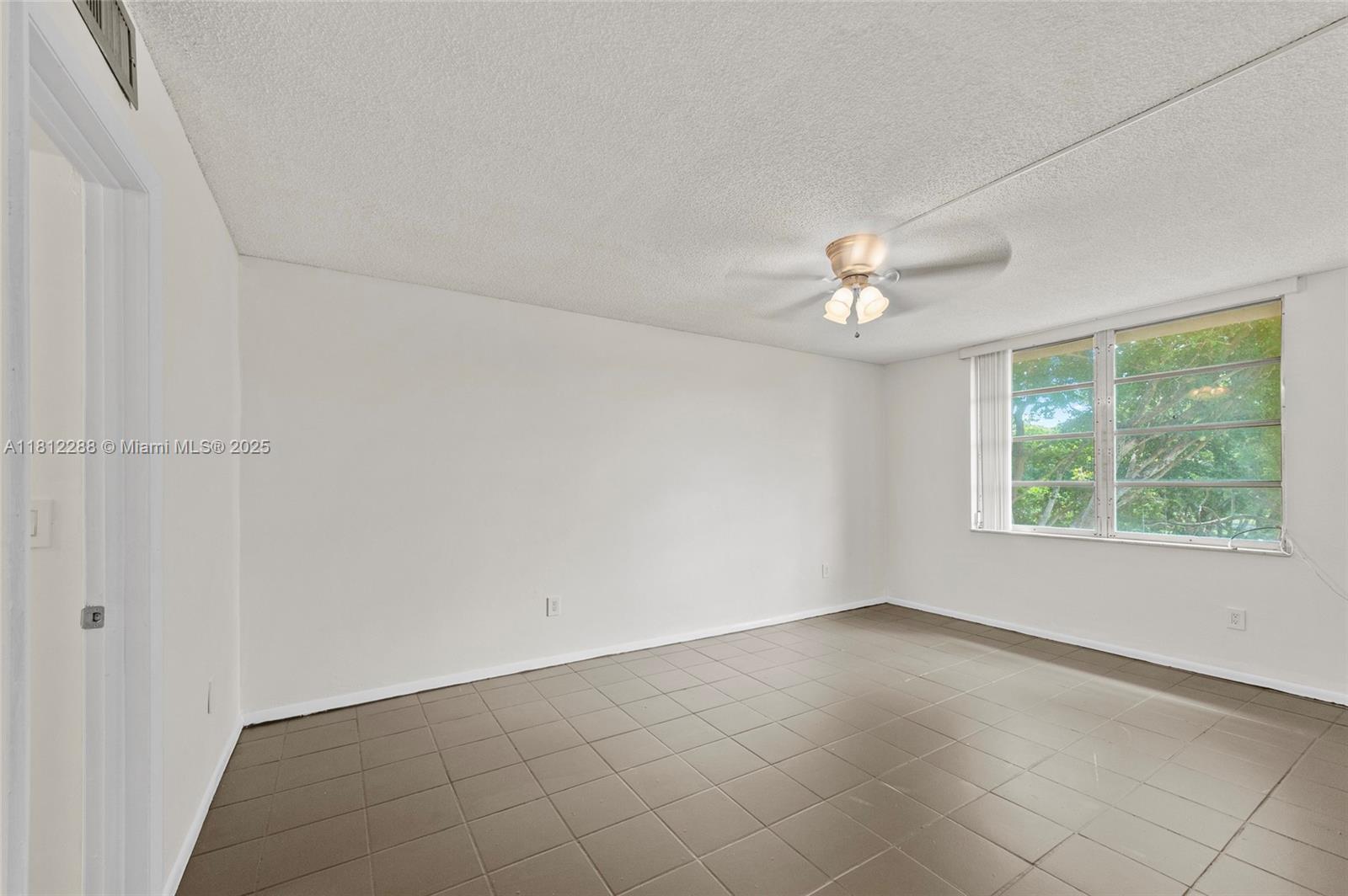 FOXCROFT APTS INC CONDO - Residential