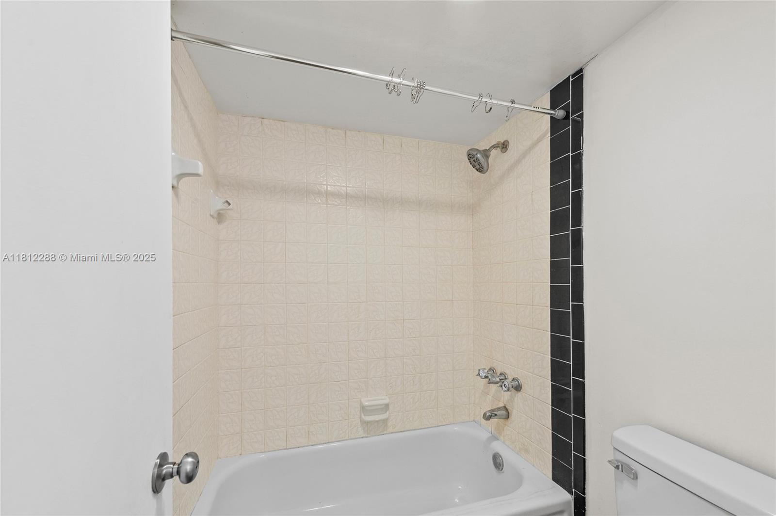 FOXCROFT APTS INC CONDO - Residential