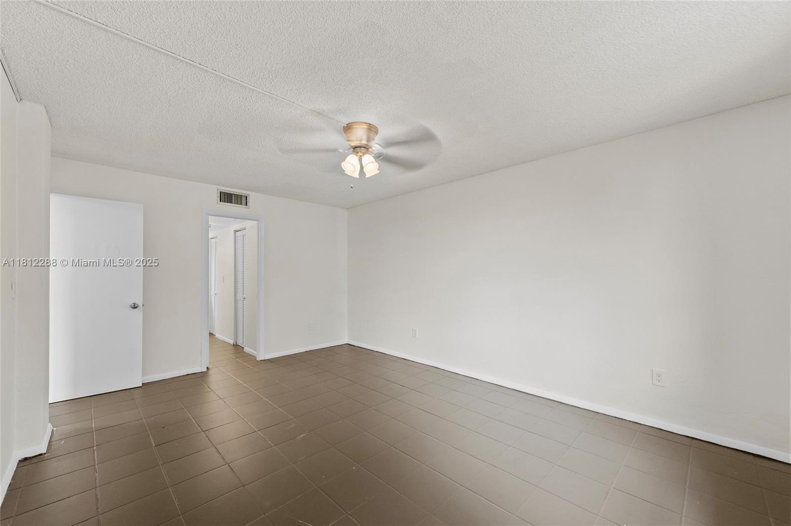 FOXCROFT APTS INC CONDO - Residential