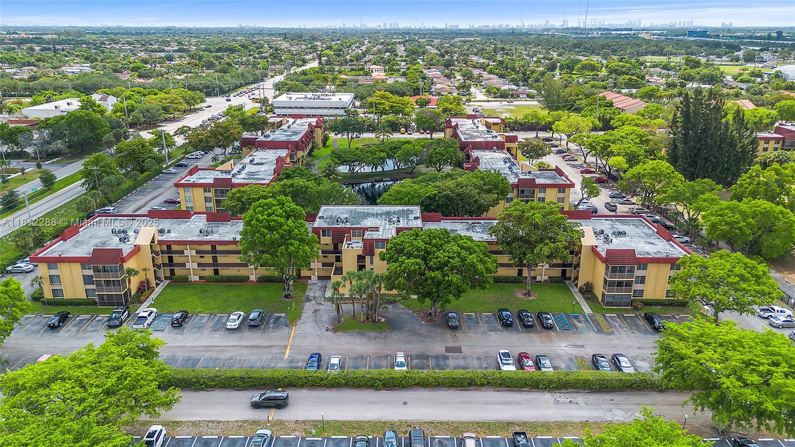 FOXCROFT APTS INC CONDO - Residential