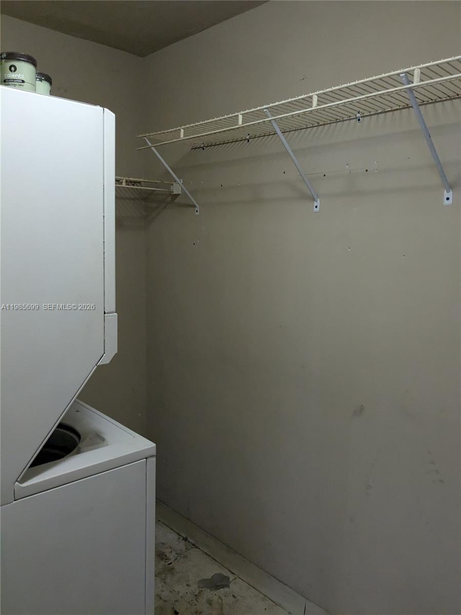 SUMMERTREE VILG CALIF CL - Residential