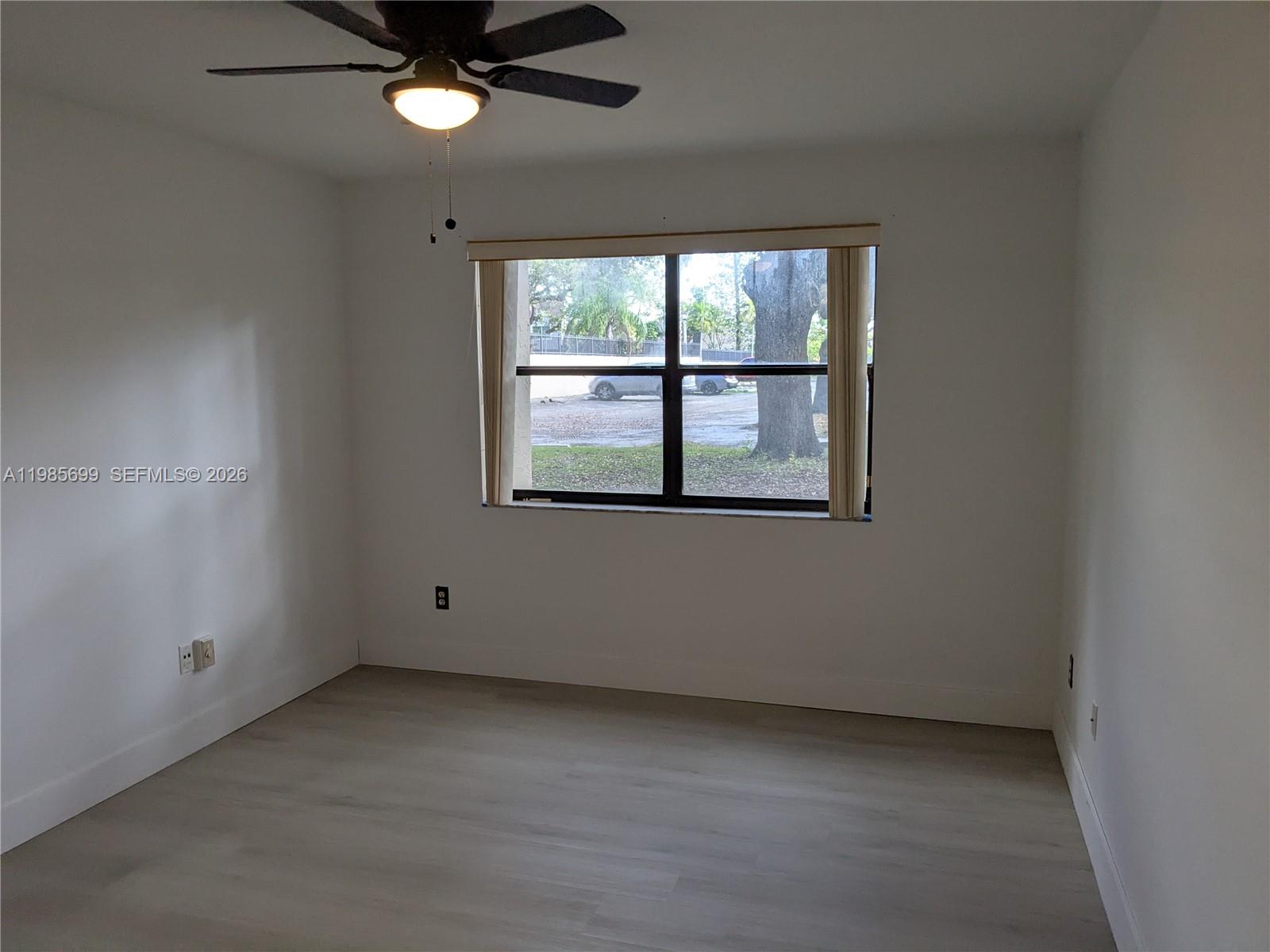 SUMMERTREE VILG CALIF CL - Residential