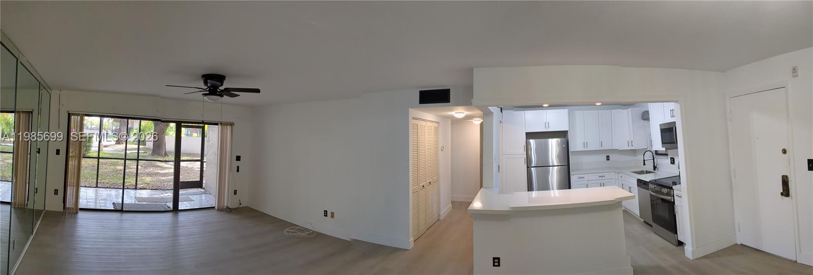 SUMMERTREE VILG CALIF CL - Residential