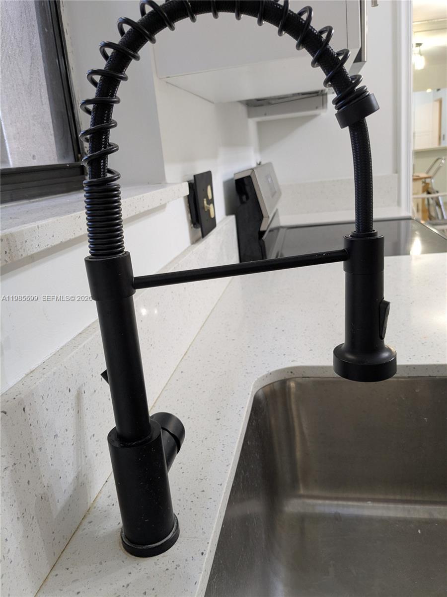 SUMMERTREE VILG CALIF CL - Residential