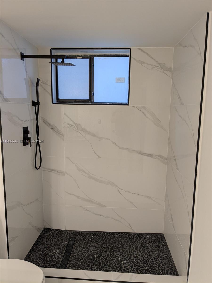 SUMMERTREE VILG CALIF CL - Residential