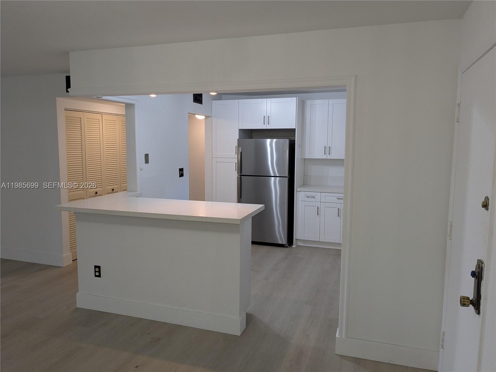 SUMMERTREE VILG CALIF CL - Residential