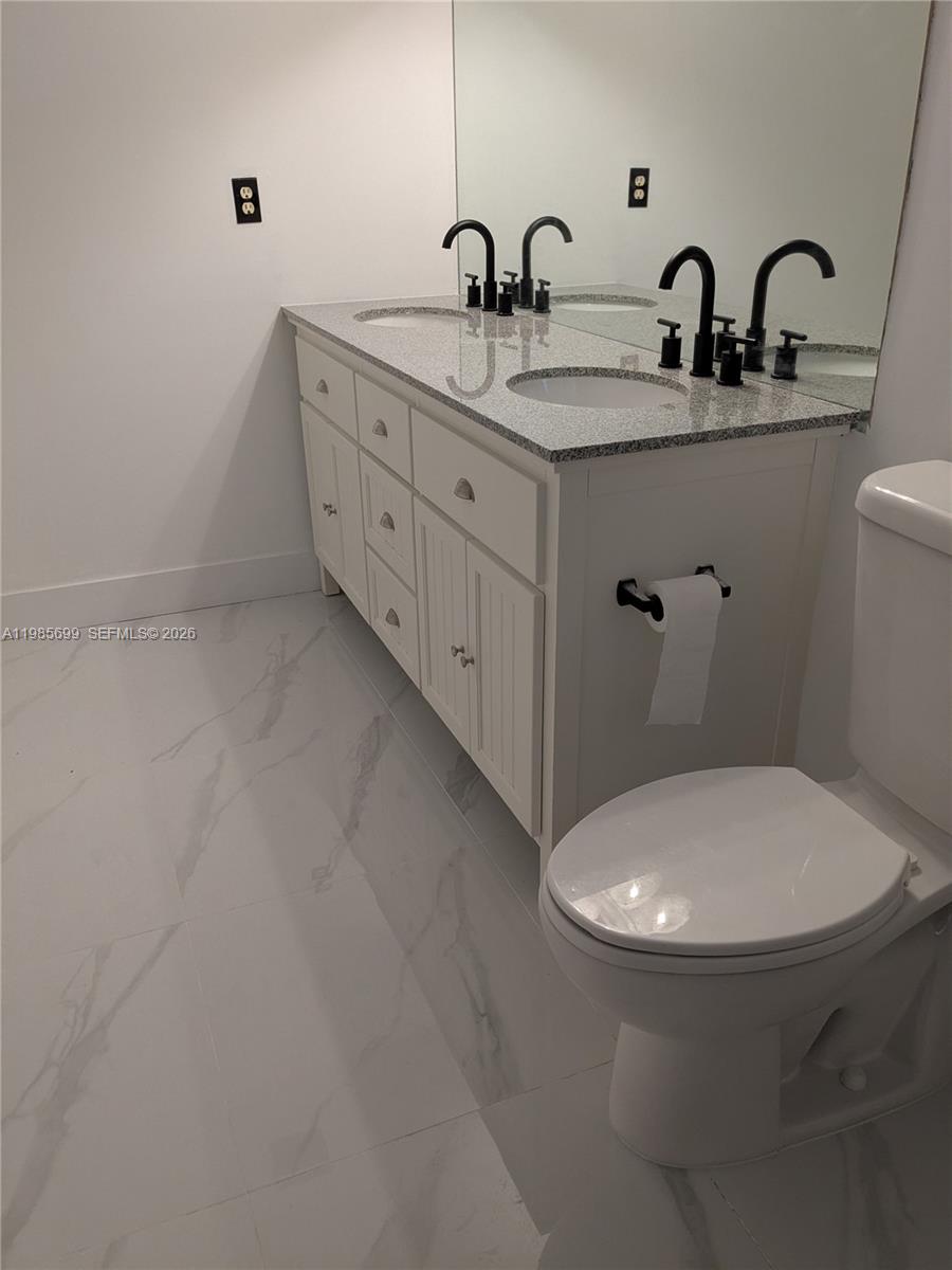 SUMMERTREE VILG CALIF CL - Residential