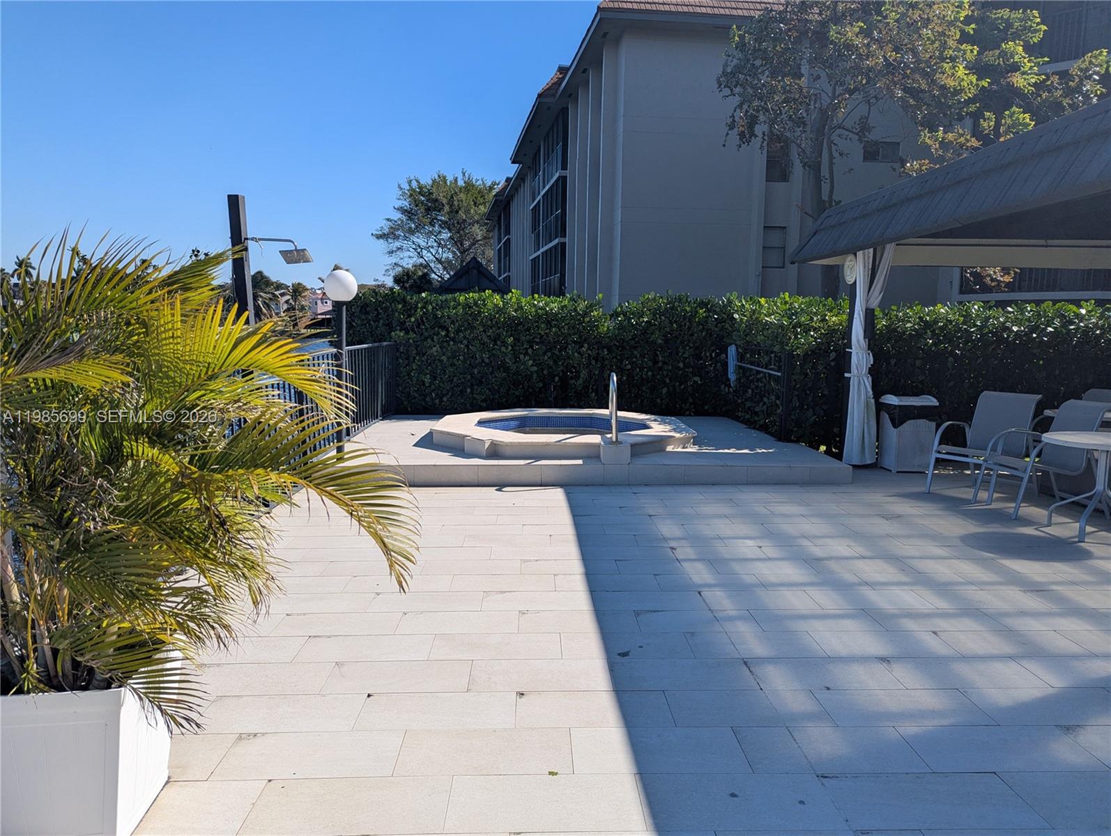 SUMMERTREE VILG CALIF CL - Residential