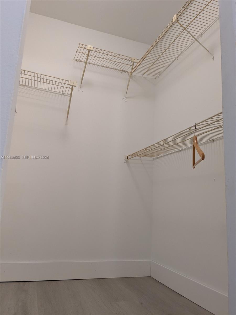 SUMMERTREE VILG CALIF CL - Residential