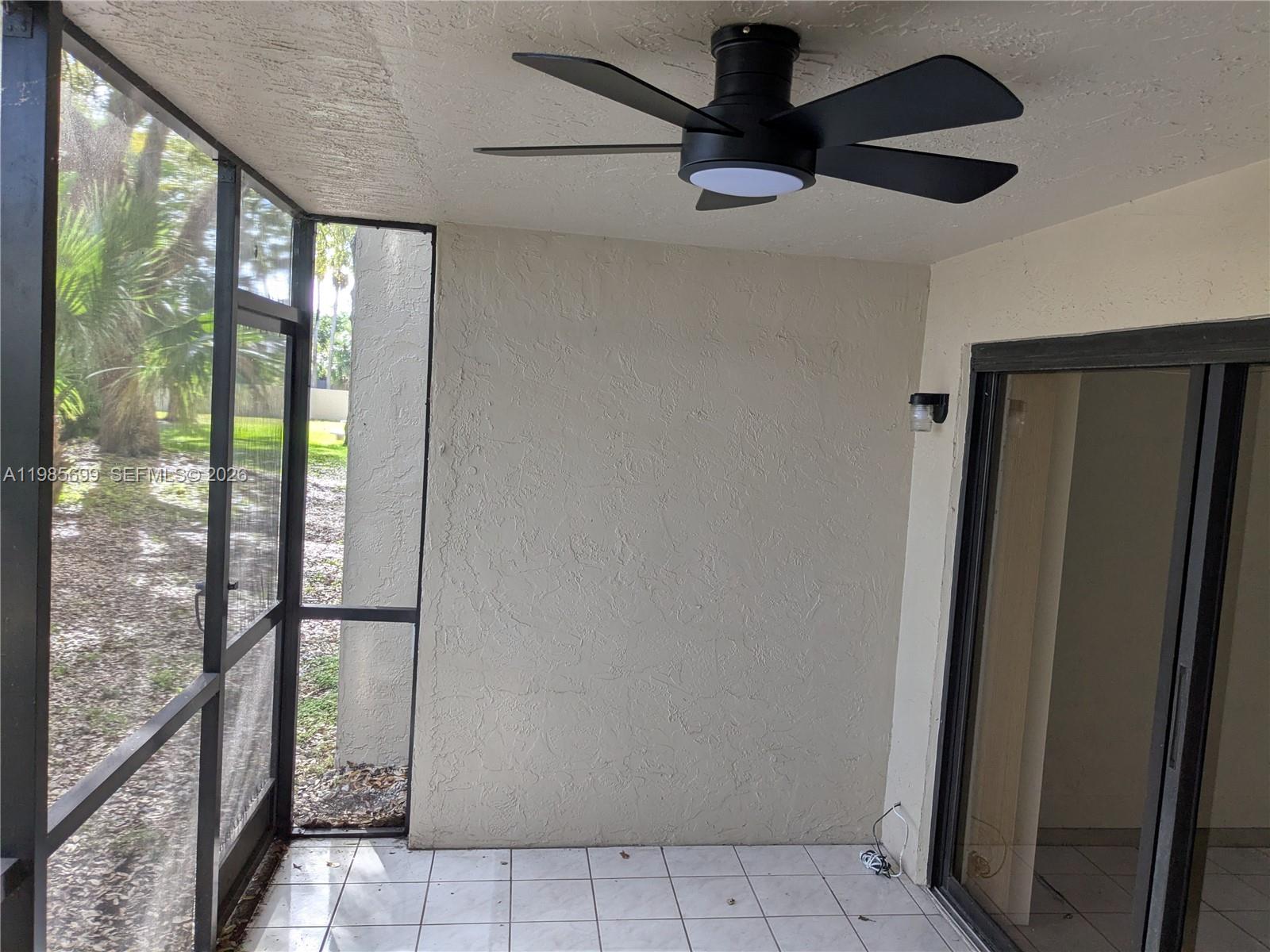 SUMMERTREE VILG CALIF CL - Residential