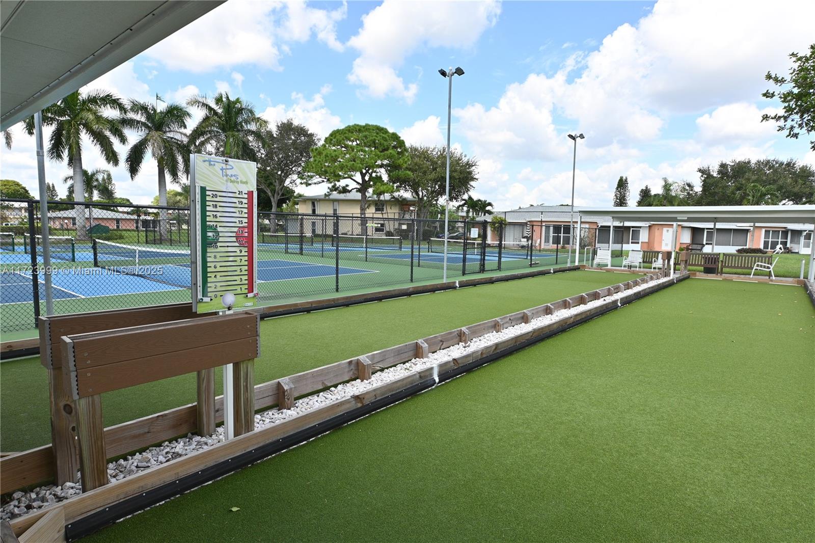 PINES OF DELRAY NORTH CON - Residential