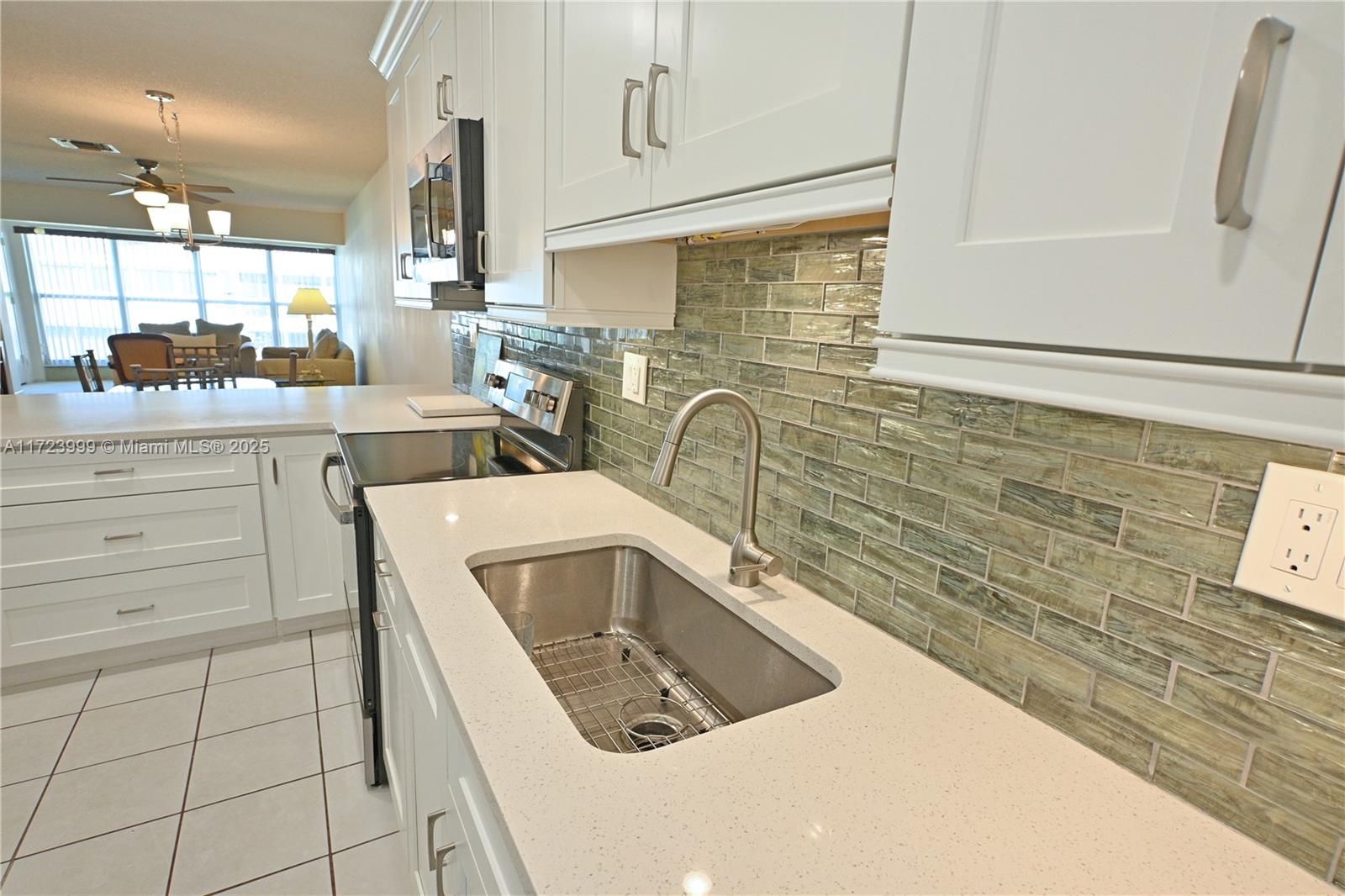 PINES OF DELRAY NORTH CON - Residential