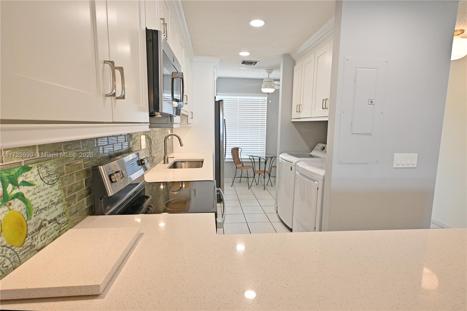 PINES OF DELRAY NORTH CON - Residential
