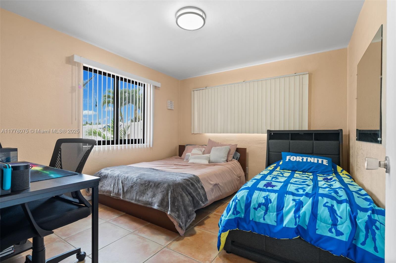 POMPANO ISLES - Residential