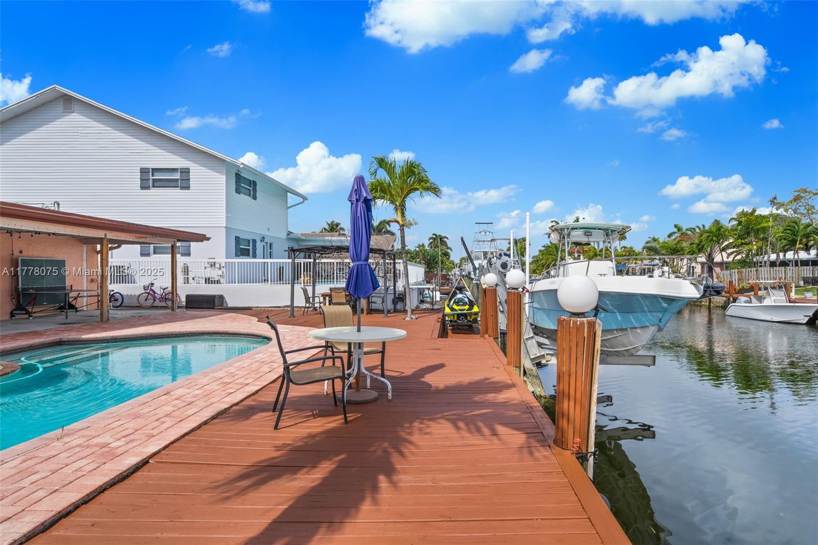 POMPANO ISLES - Residential