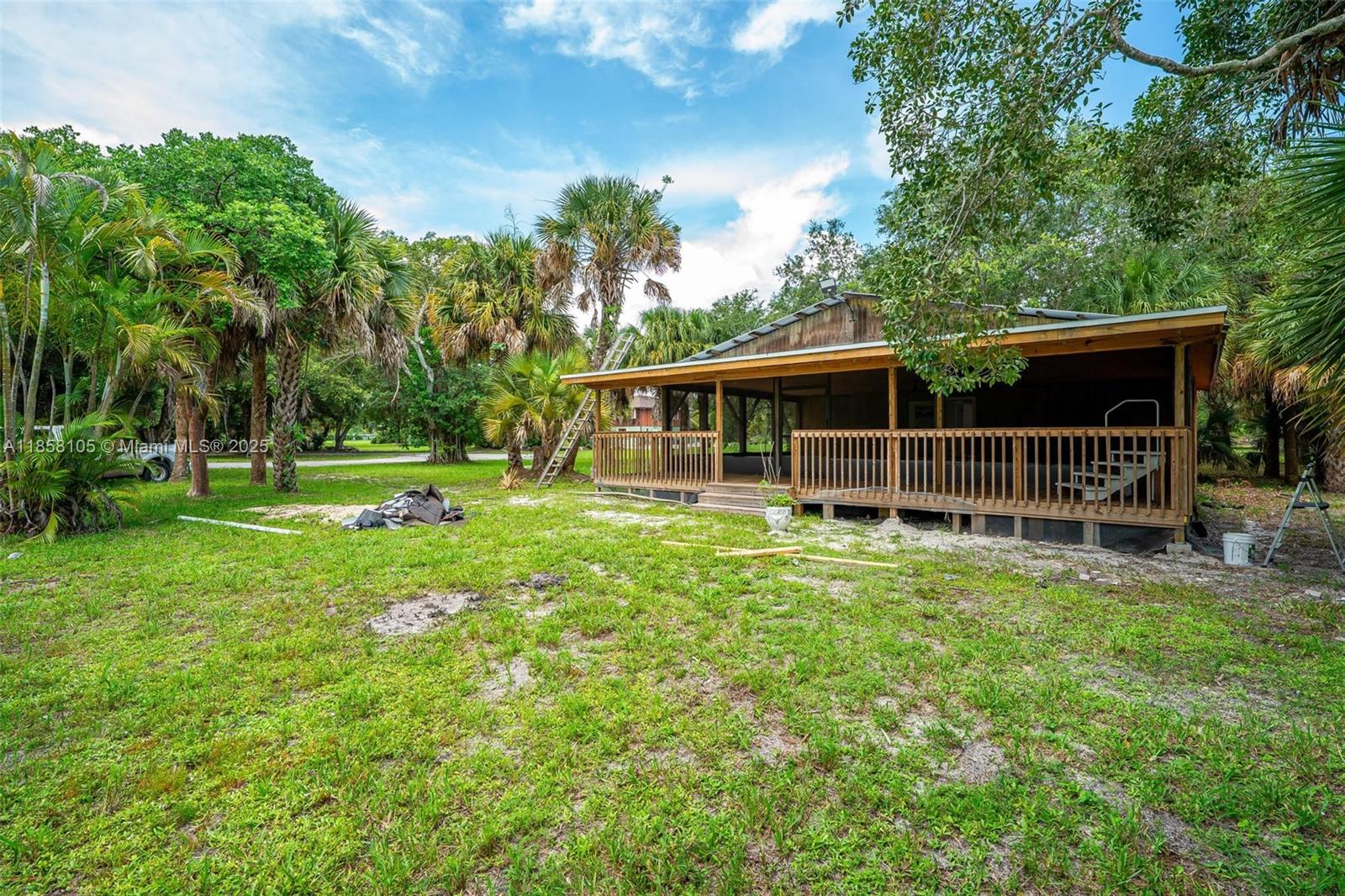 PALM BEACH FARMS CO 3 - Residential Lease