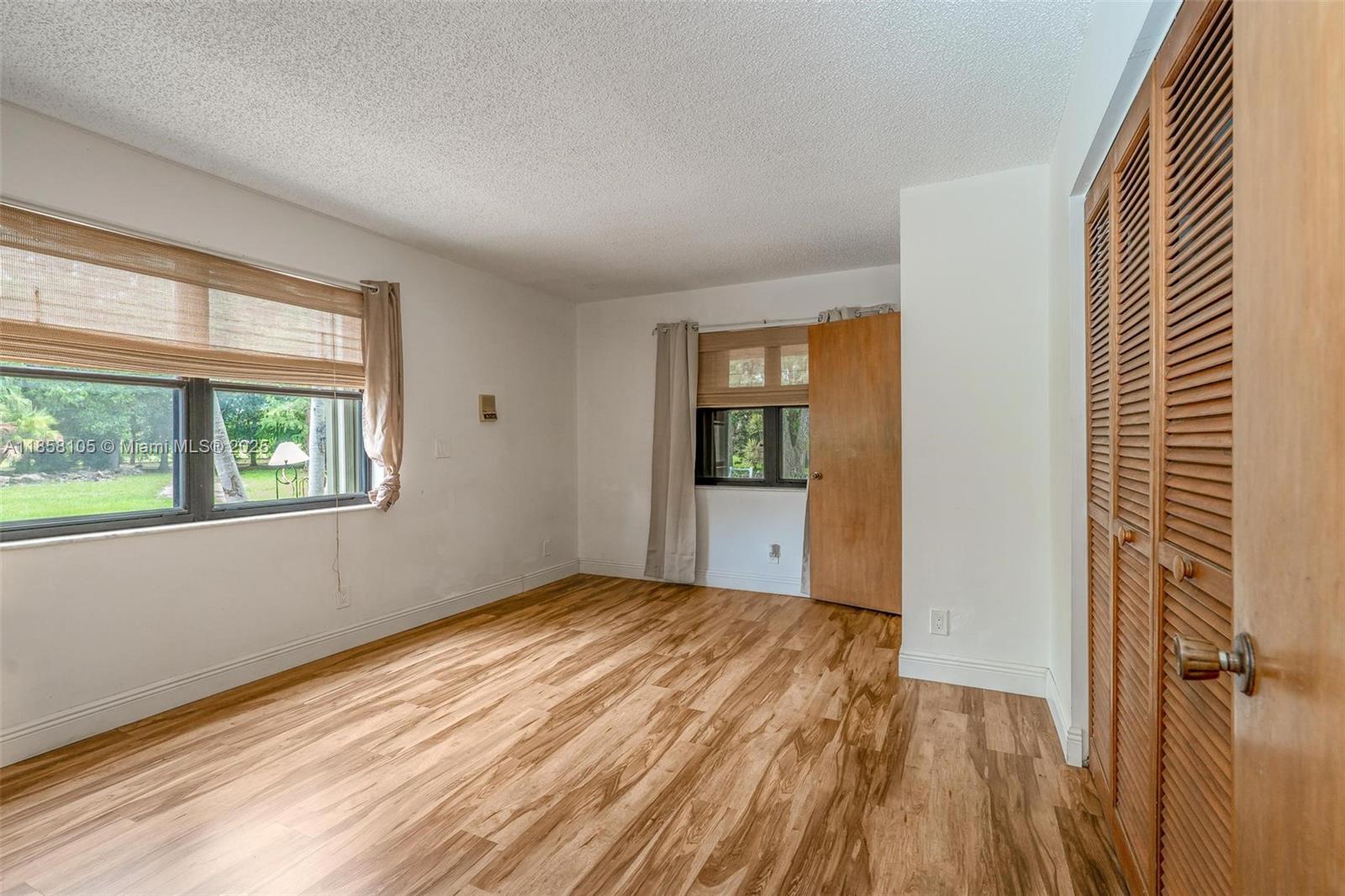 PALM BEACH FARMS CO 3 - Residential Lease