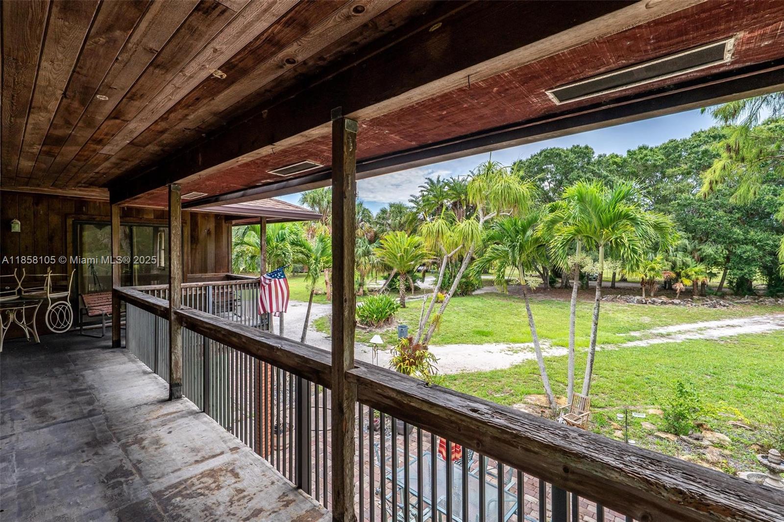 PALM BEACH FARMS CO 3 - Residential Lease