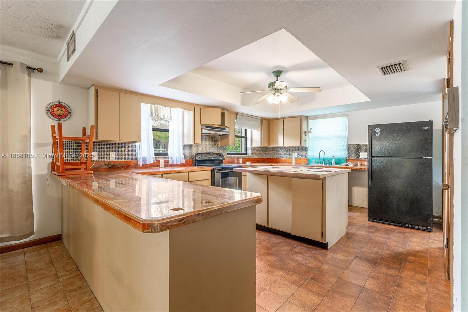 PALM BEACH FARMS CO 3 - Residential Lease