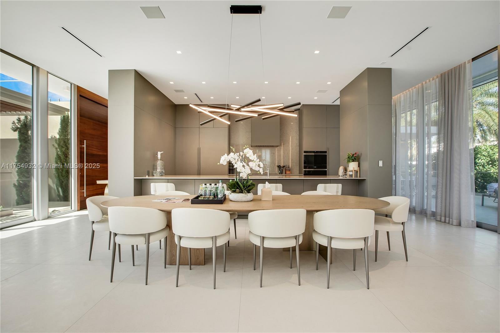 13390 Biscayne Bay Dr