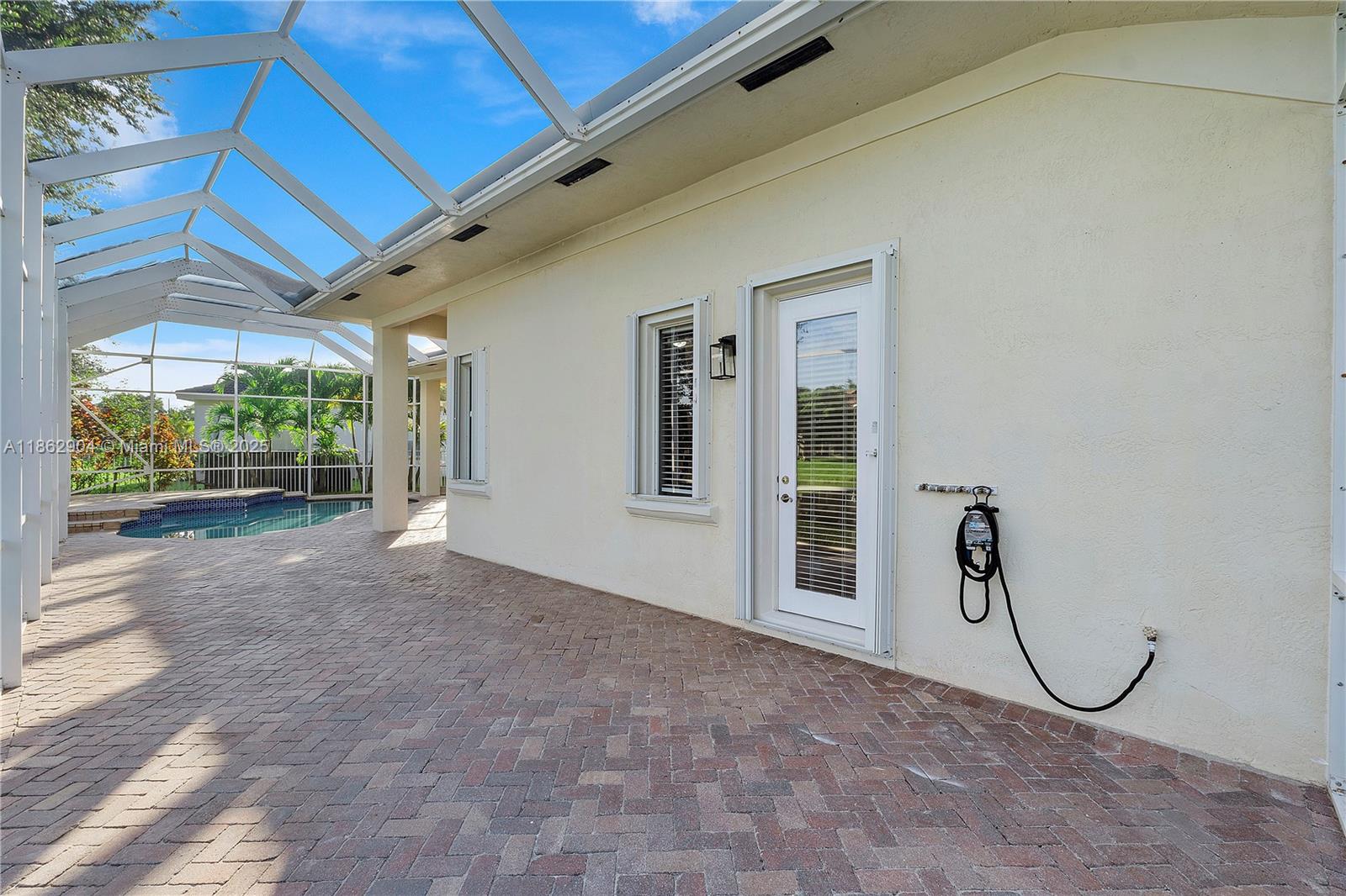 WYNDHAM LAKES WEST - Residential Lease