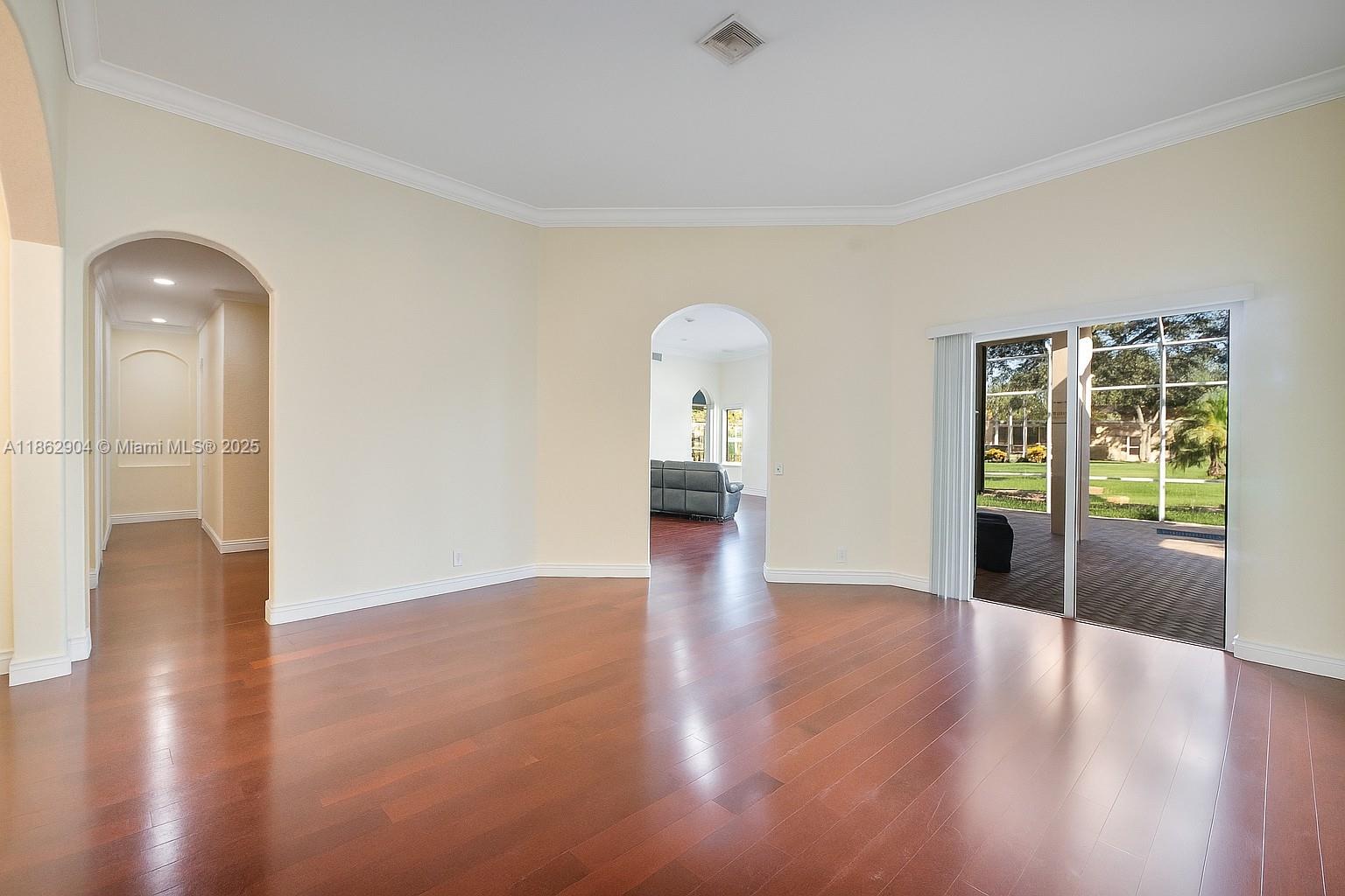 WYNDHAM LAKES WEST - Residential Lease
