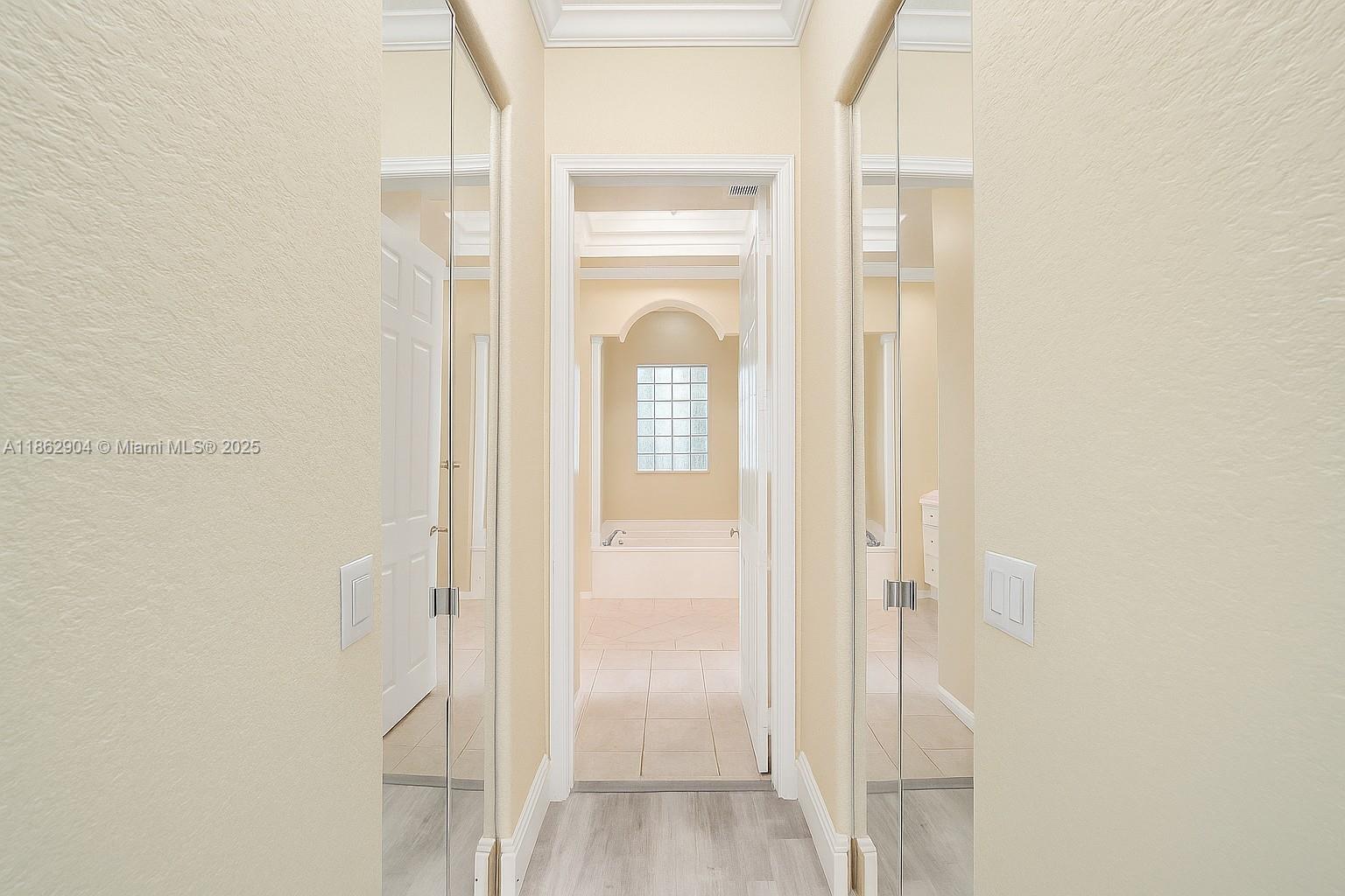 WYNDHAM LAKES WEST - Residential Lease