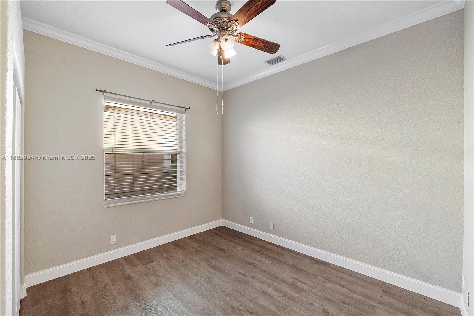 WYNDHAM LAKES WEST - Residential Lease