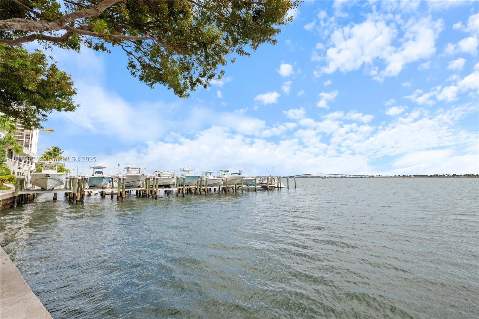 BRICKELL PLACE PHASE II C - Residential