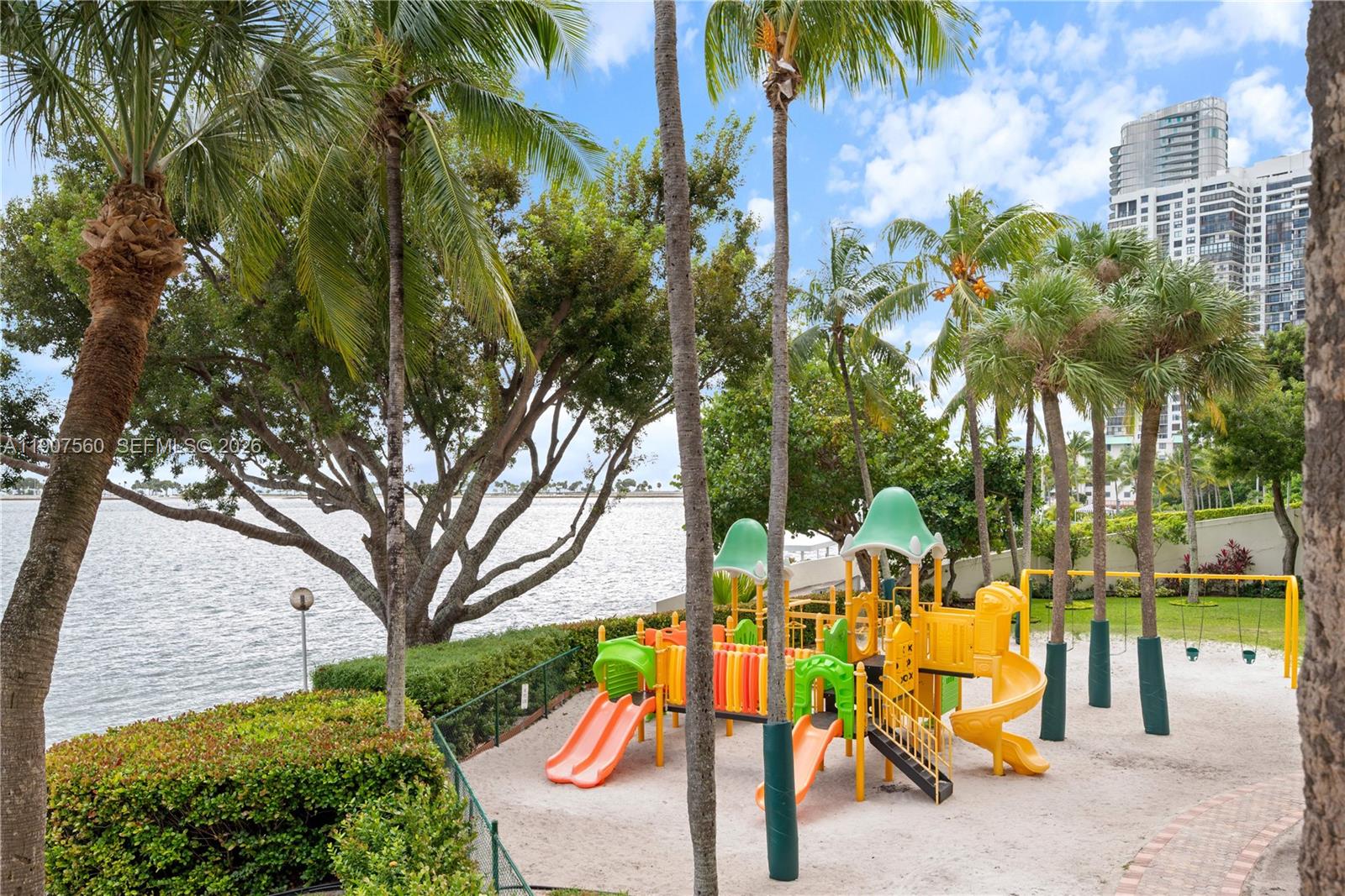 BRICKELL PLACE PHASE II C - Residential