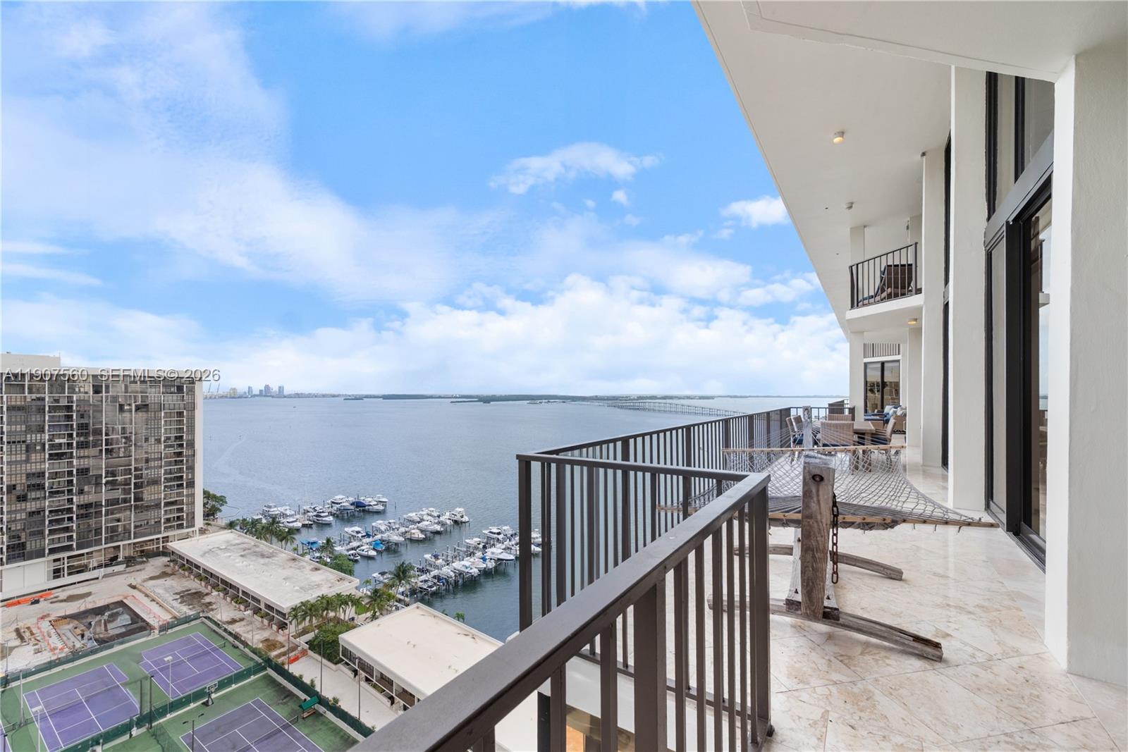 BRICKELL PLACE PHASE II C - Residential