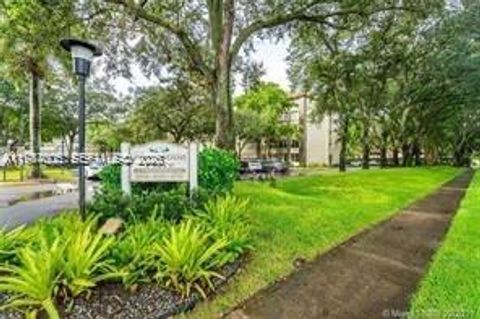 Photo of 6700 Cypress Rd #409, Plantation, FL 33317 (MLS # A11987006)