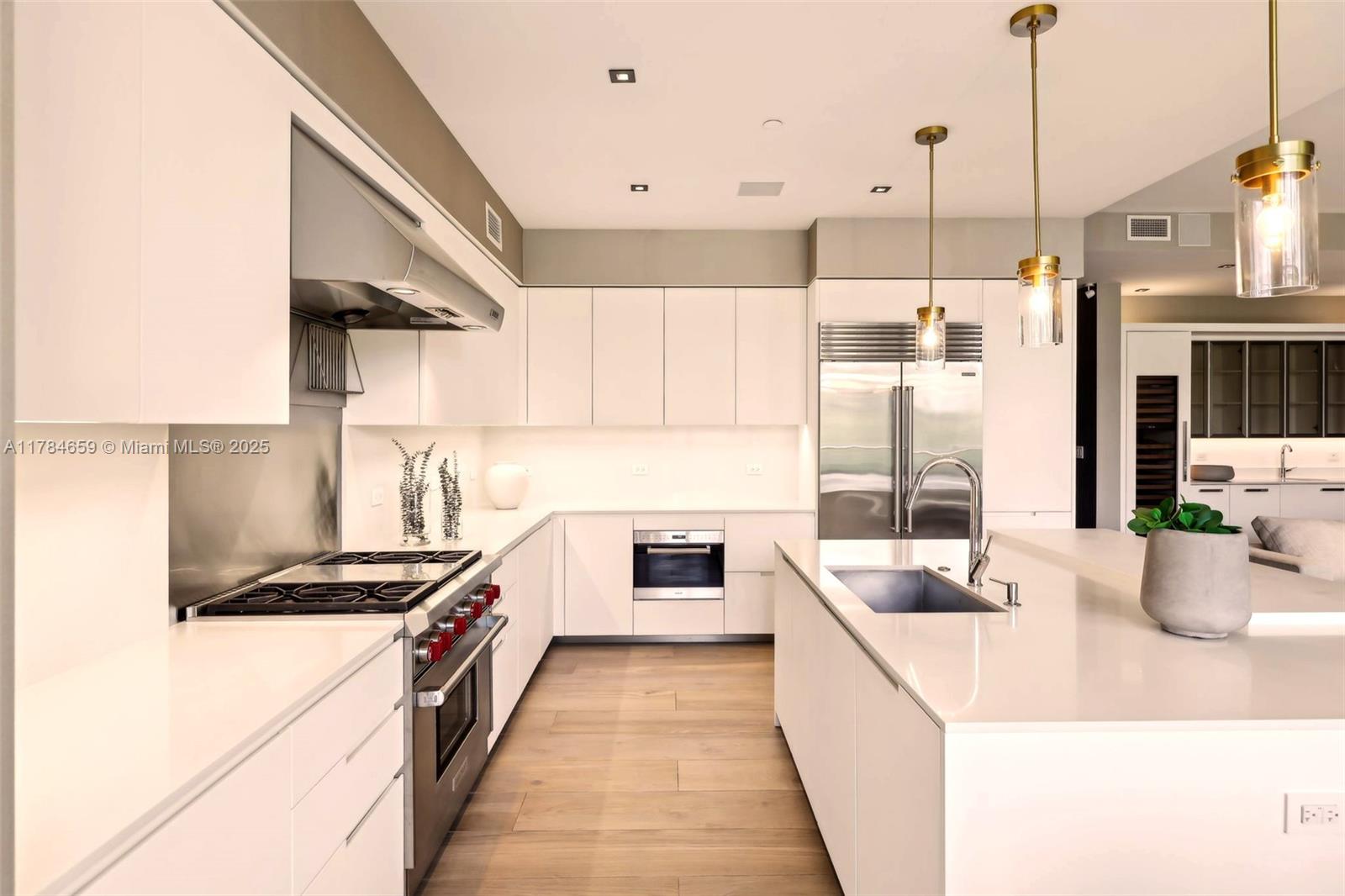 BRICKELLS FLAGLER - Residential